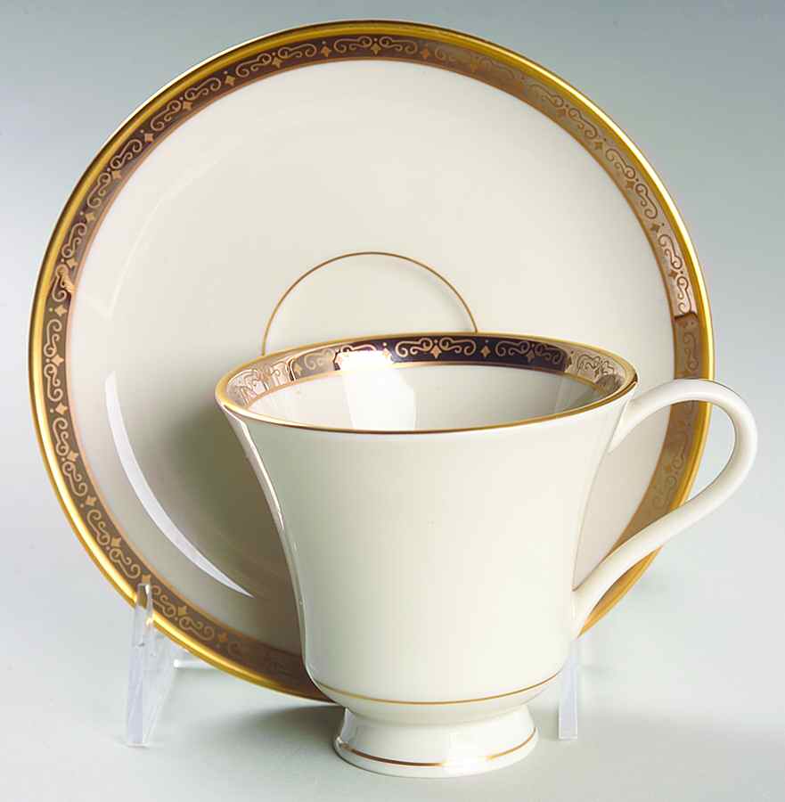 Illusion Footed Cup & Saucer Set by Pickard-1