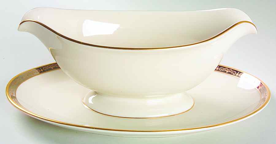 Illusion Gravy Boat with Attached Underplate by Pickard-1