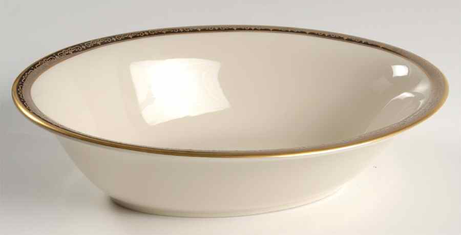 Illusion 9" Oval Vegetable Bowl by Pickard-1