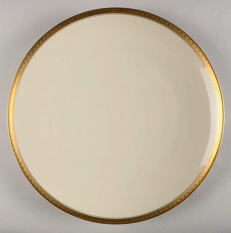 Jefferson 12" Chop Plate (Round Platter) by Pickard-1