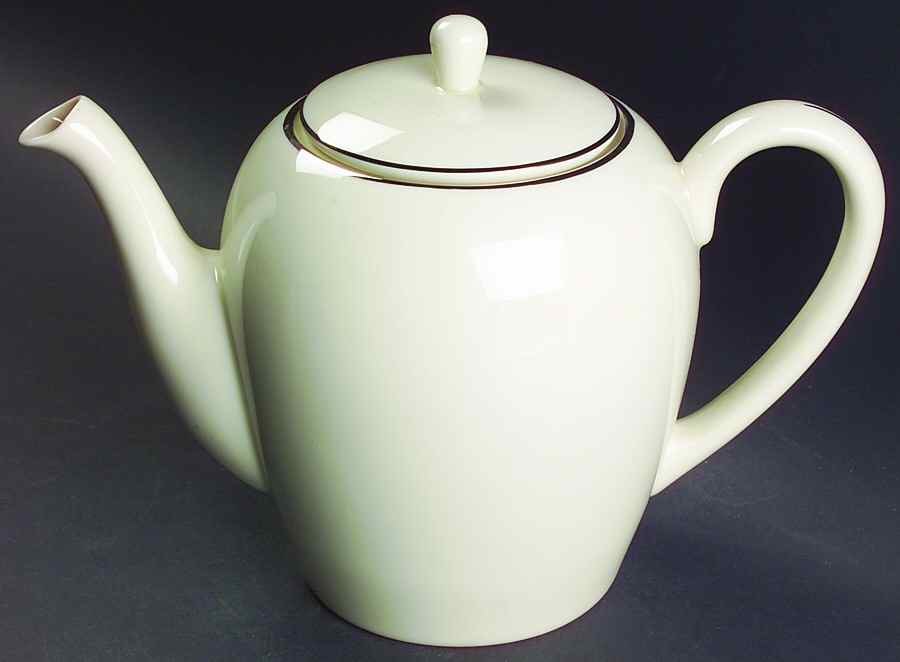 Juliet Tea/Coffee Pot & Lid by Pickard-1