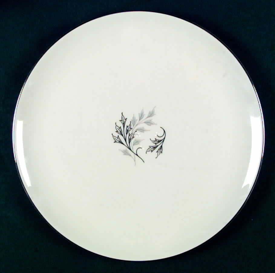 La Rond Dinner Plate by Pickard-1