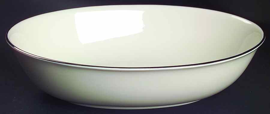 La Rond 9" Oval Vegetable Bowl by Pickard-1