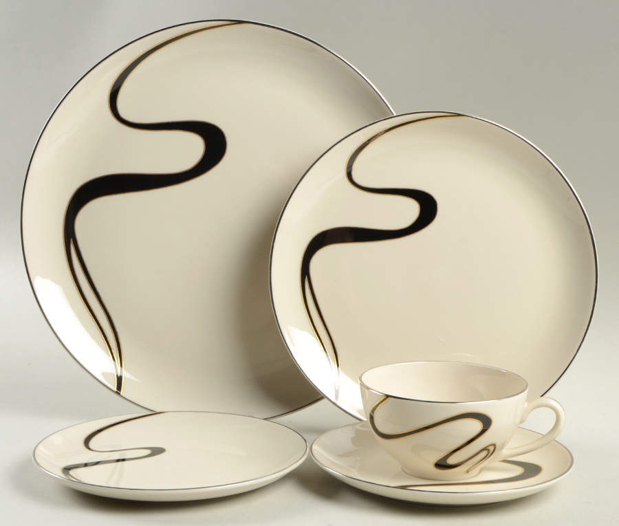 Mirage 5 Piece Place Setting by Pickard-1