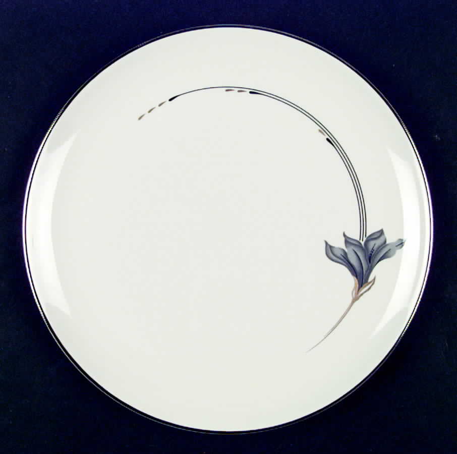 Nouveau Dinner Plate by Pickard-1