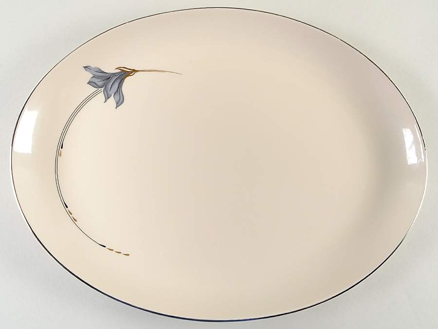 Nouveau 15" Oval Serving Platter by Pickard-1