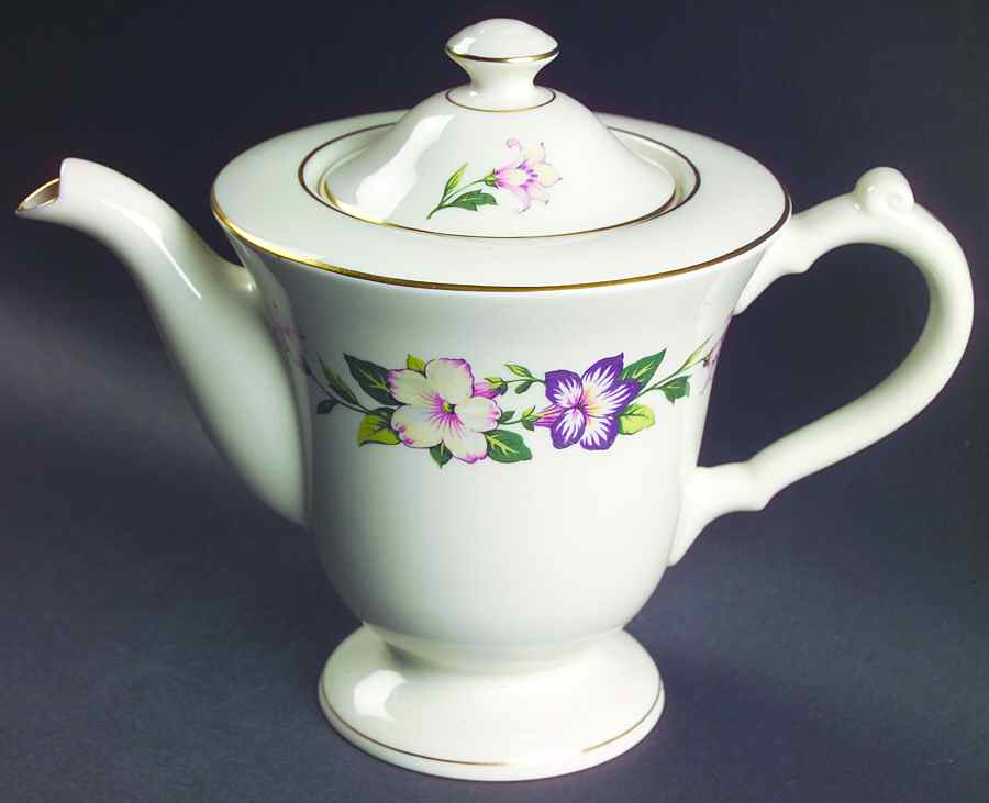 Pamela Coffee Pot & Lid by Pickard-1