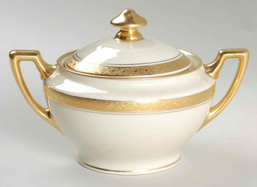 PIC1 Sugar Bowl & Lid by Pickard-1