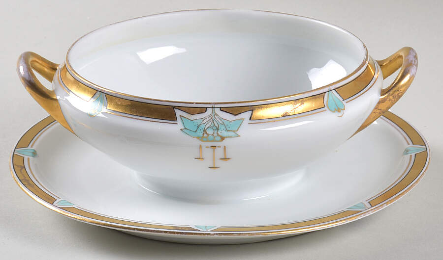 PIC5 Round Sauce Boat w/Attached Underplate No Lid by Pickard-1