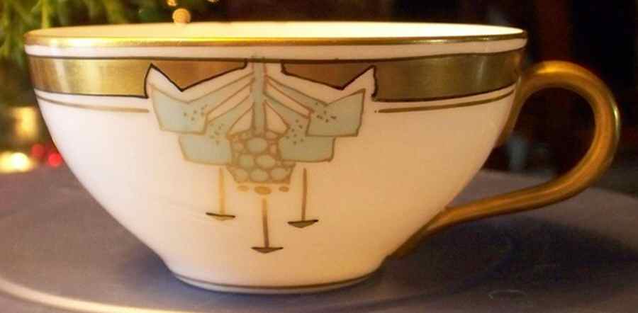 PIC5 Flat Cup by Pickard-1