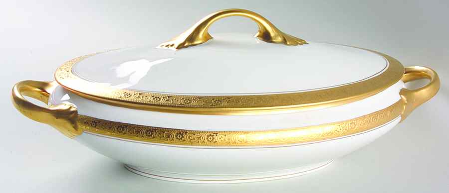 PIC6 Oval Covered Vegetable by Pickard-1