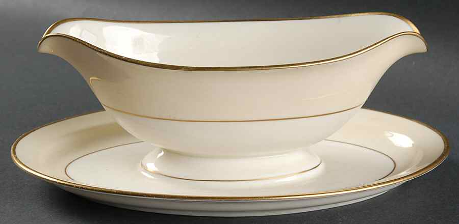 Pilgrim Gravy Boat with Attached Underplate by Pickard-1