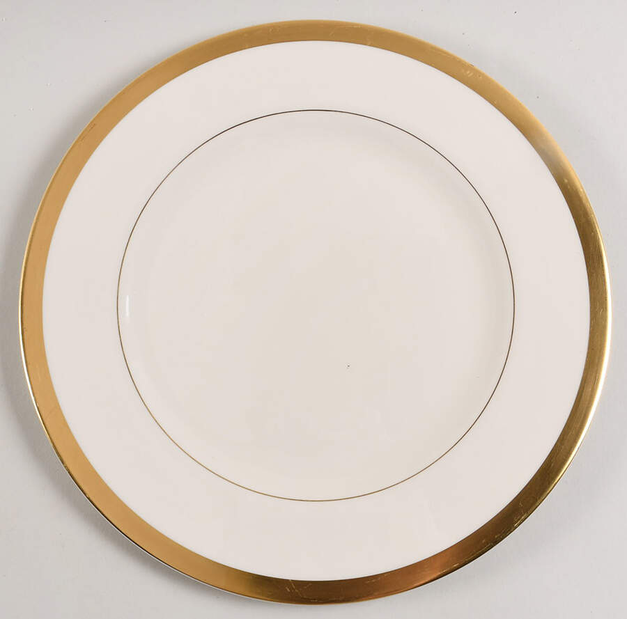 Richmond Service Plate (Charger) by Pickard-1