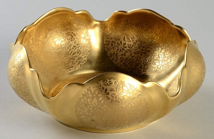 Rose and Daisy Large Tulip Bowl by Pickard-1