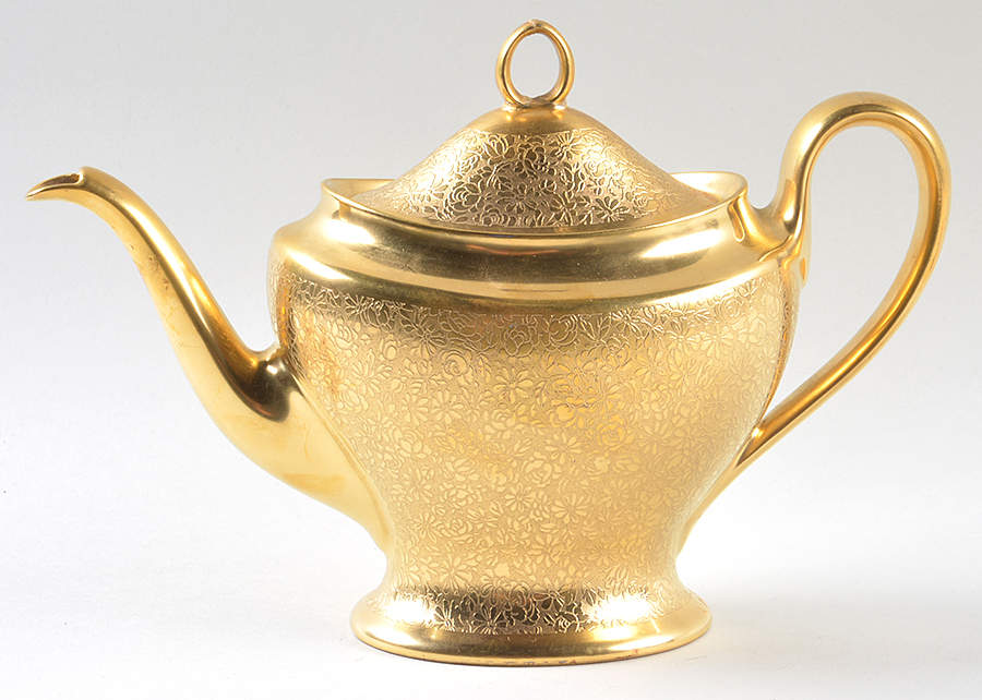 Rose and Daisy Mini Teapot & Lid by Pickard-1