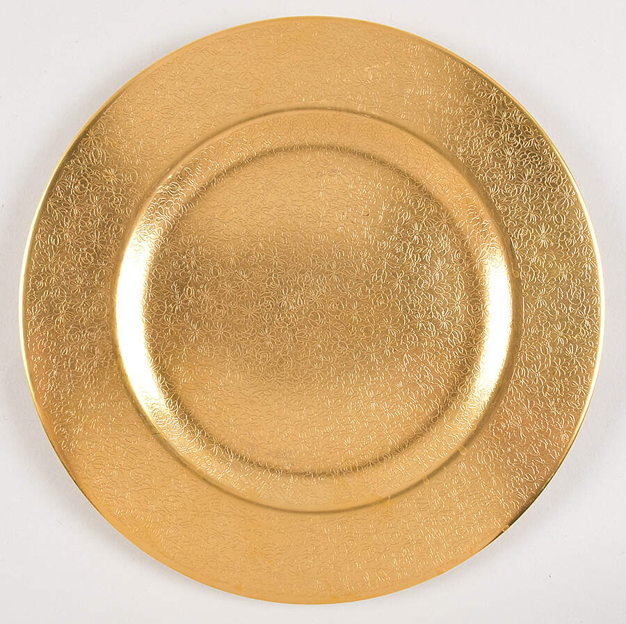 Rose and Daisy Dinner Plate by Pickard-1