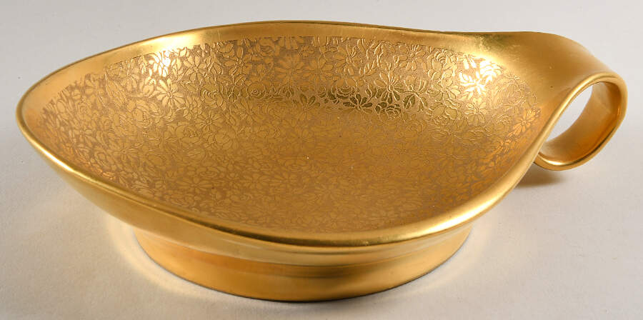Rose and Daisy 7" Round 1 Handle Bon Bon by Pickard-1