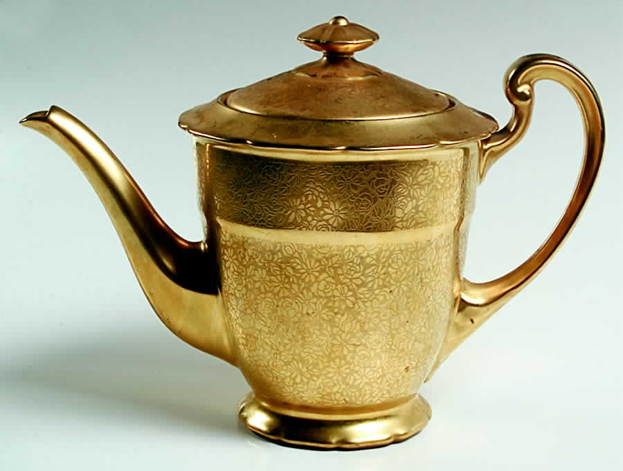 Rose and Daisy Teapot & Lid by Pickard-1