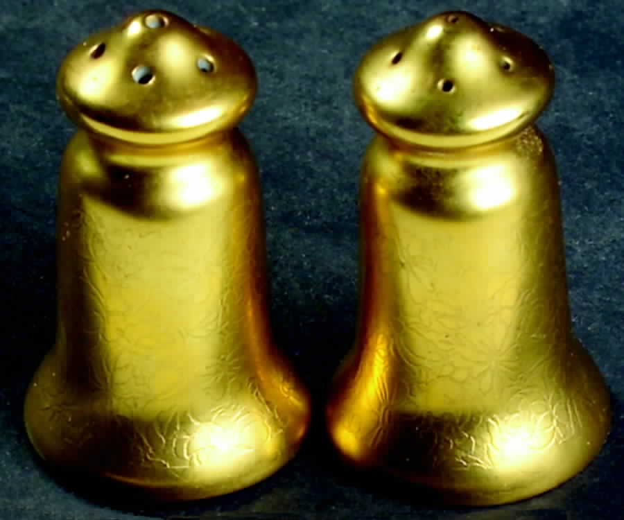Rose and Daisy Individual Salt & Pepper Set by Pickard-1
