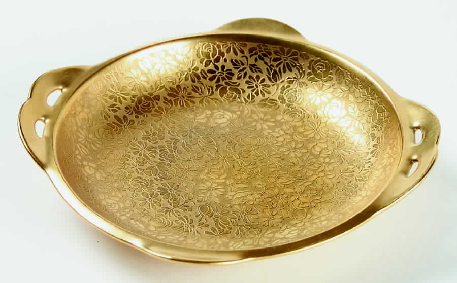 Rose and Daisy Round Sweet Meat Dish by Pickard-1