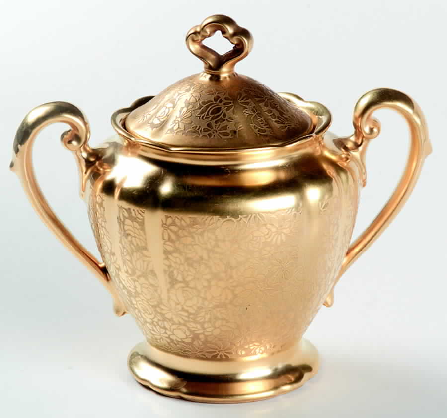 Rose and Daisy Sugar Bowl & Lid by Pickard-1