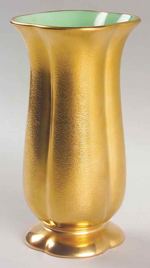 Rose and Daisy 5" Vase by Pickard-1