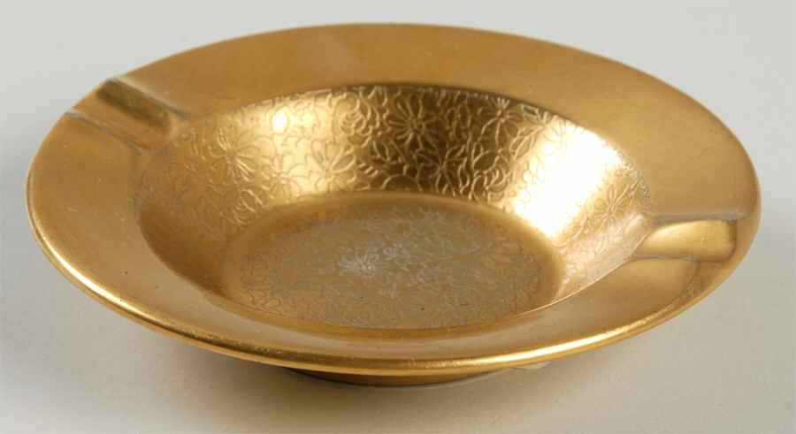 Rose and Daisy 4" Ashtray by Pickard-1