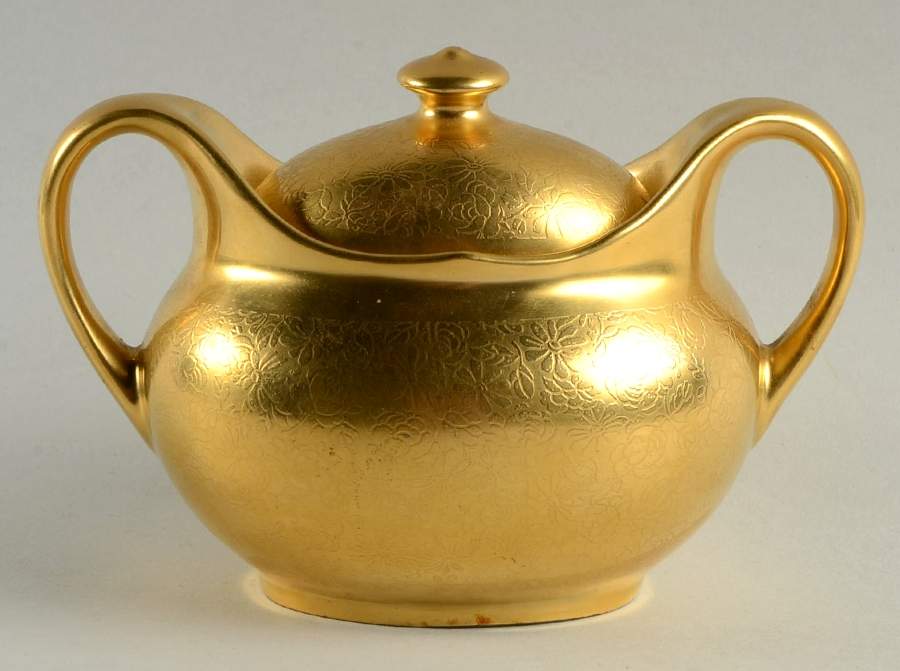 Rose and Daisy Sugar Bowl & Lid by Pickard-1