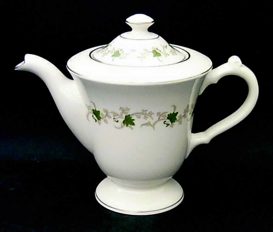 Savannah Coffee Pot & Lid by Pickard-1
