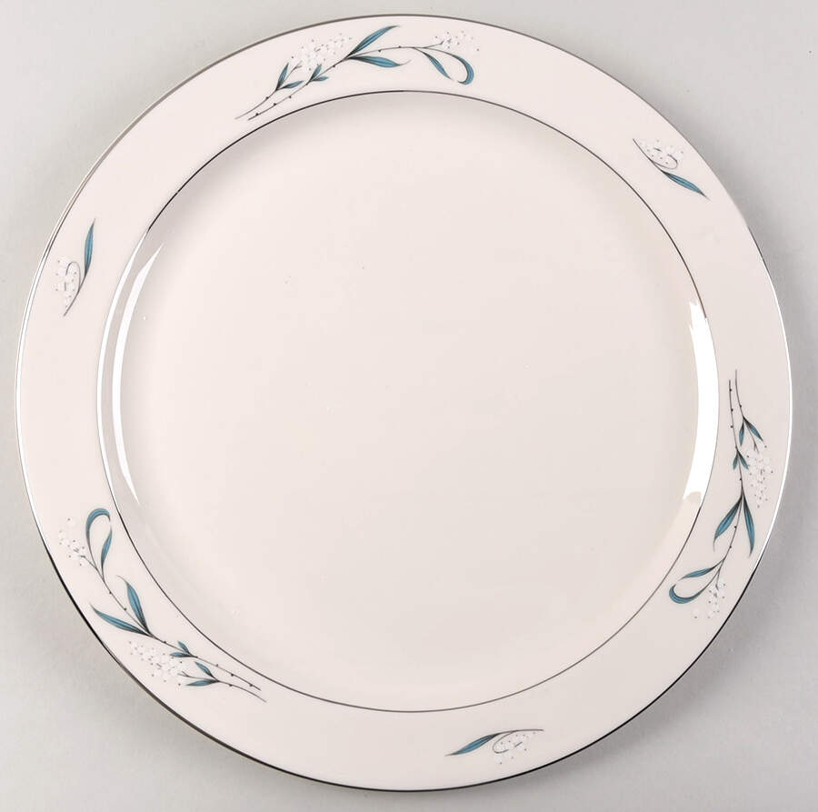 Snowberry 12" Chop Plate (Round Platter) by Pickard-1