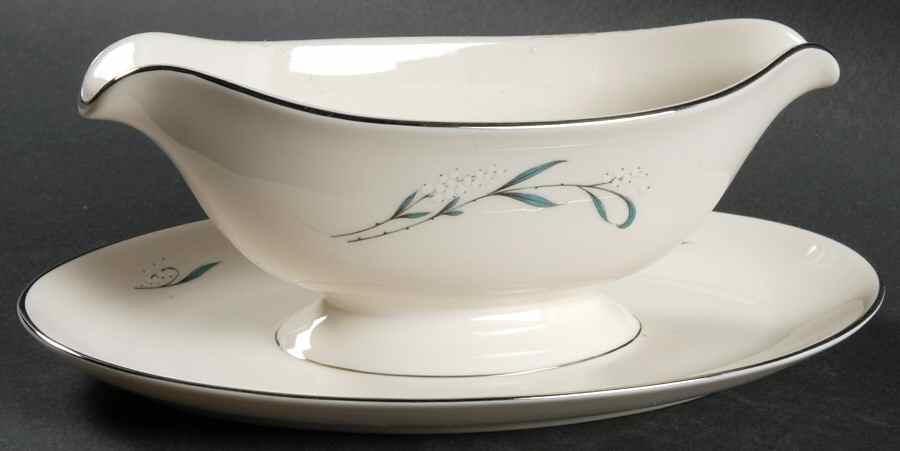 Snowberry Gravy Boat with Attached Underplate by Pickard-1