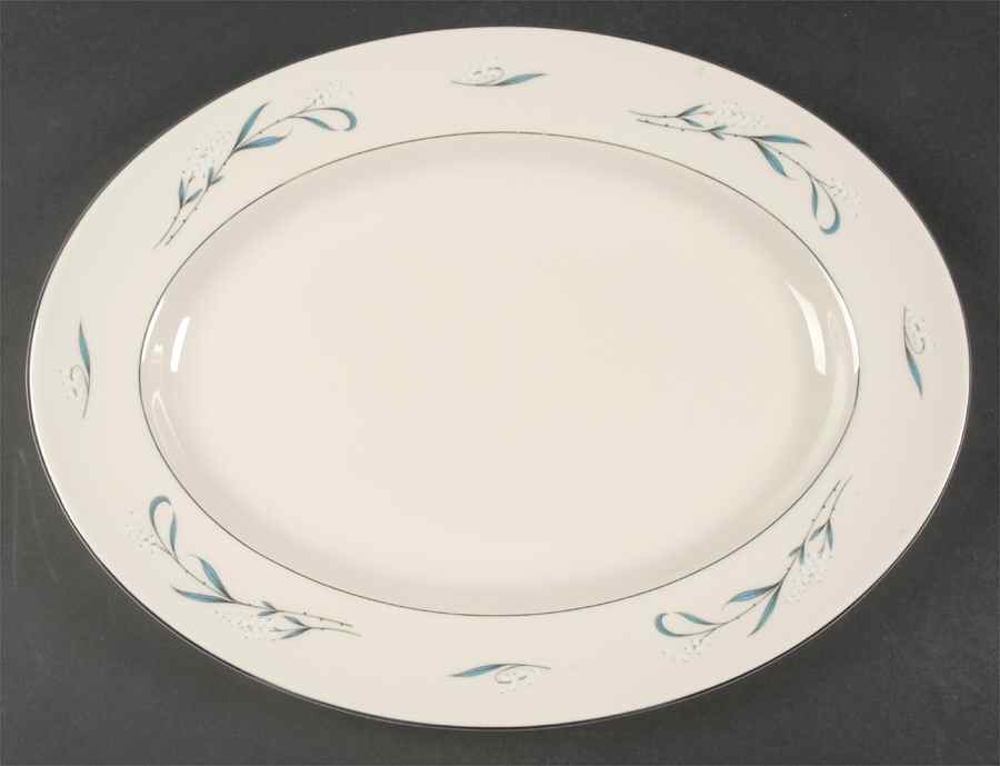 Snowberry 15" Oval Serving Platter by Pickard-1