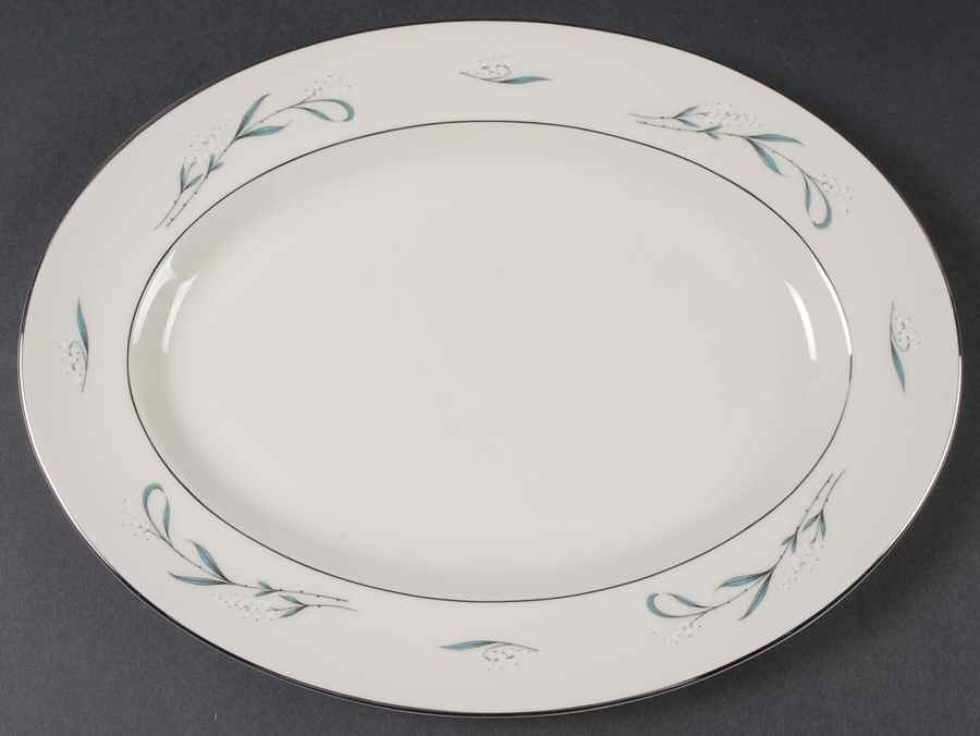 Snowberry 12" Oval Serving Platter by Pickard-1