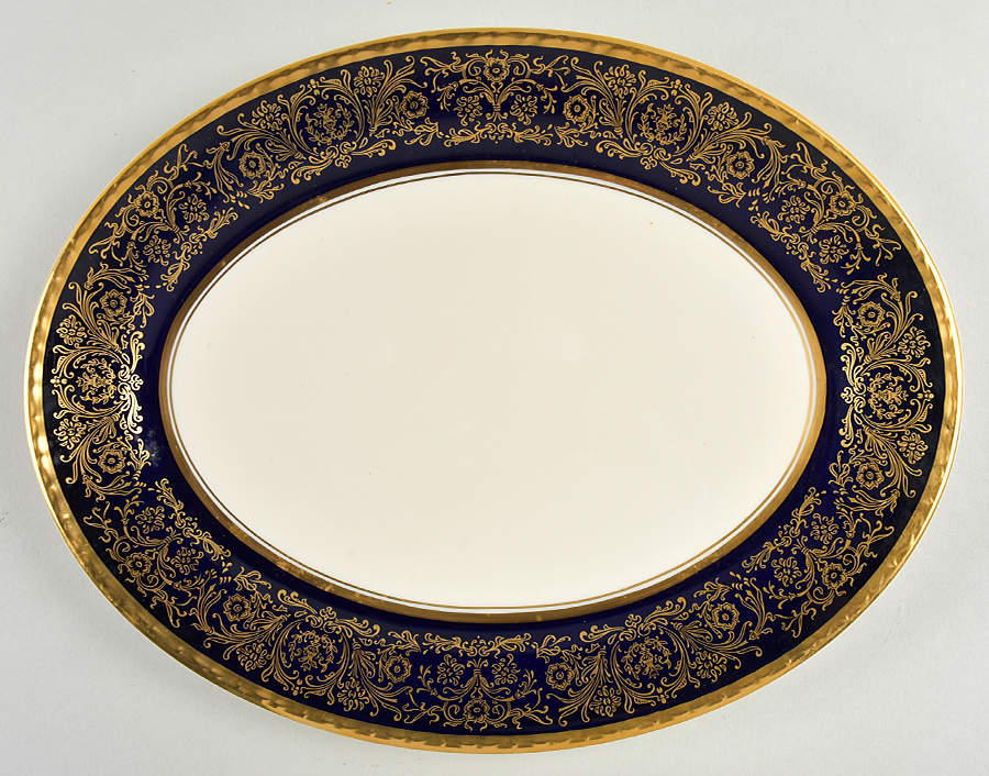 Tiara Royale 14" Oval Serving Platter by Pickard-1
