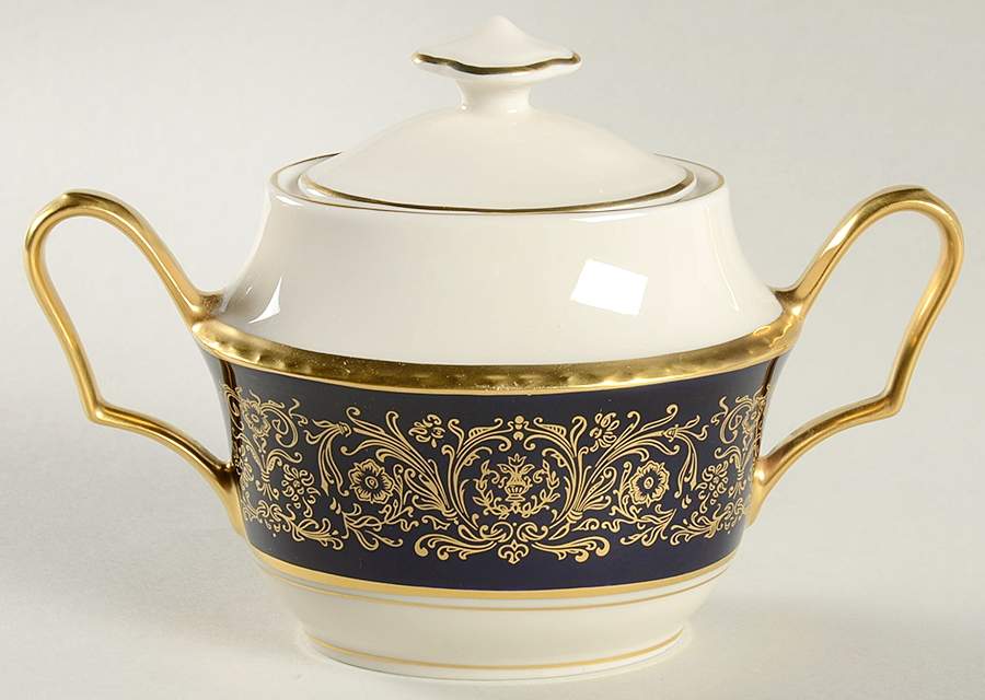 Tiara Royale Sugar Bowl & Lid by Pickard-1