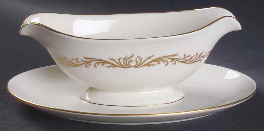 Victoria Gravy Boat with Attached Underplate by Pickard-1