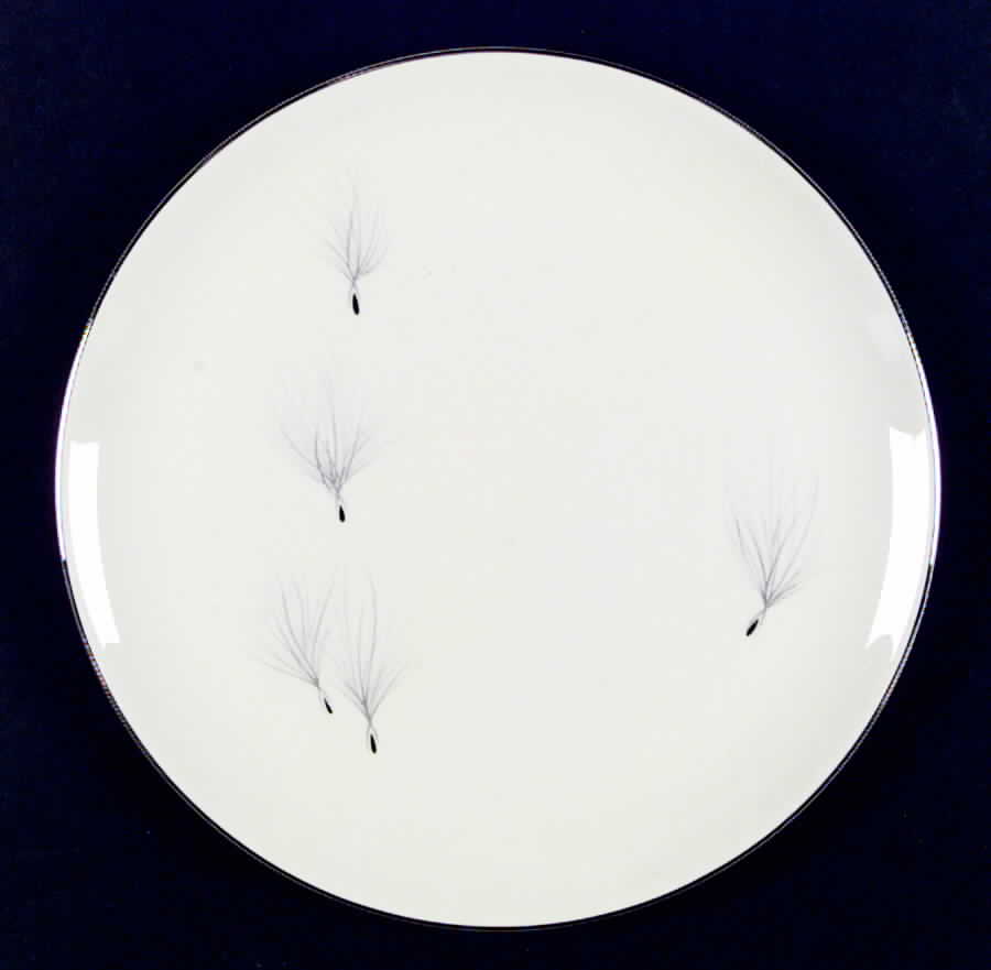 Whisper Dinner Plate by Pickard-1