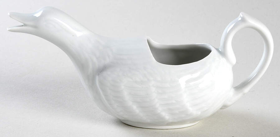 Culinaire White Figural Creamer by Pillivuyt-1