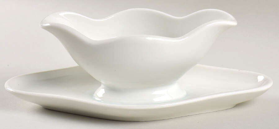 Culinaire White Sauce Boat with Attached Underplate by Pillivuyt-1
