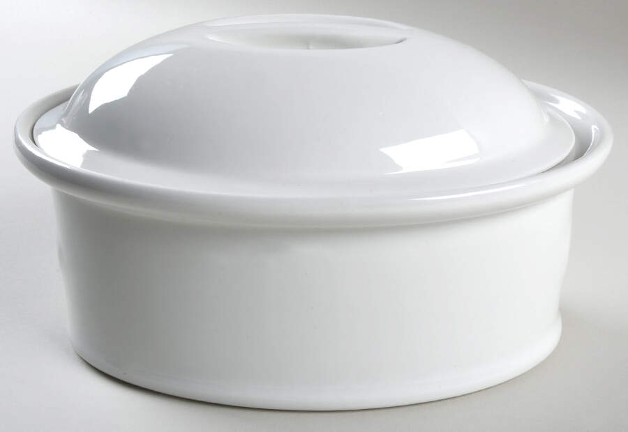 Culinaire White 9" Oval Covered Casserole by Pillivuyt-1