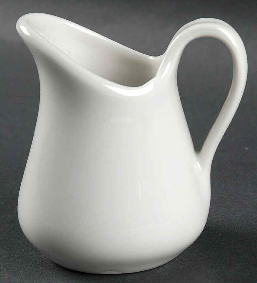 Culinaire White Creamer by Pillivuyt-1