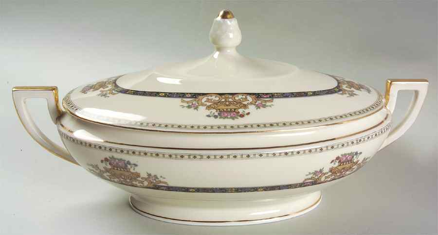 Aladdin Oval Covered Vegetable by Pirkenhammer-1