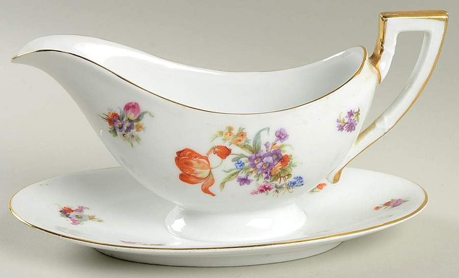 Dresden Gravy Boat with Attached Underplate by Pirkenhammer-1