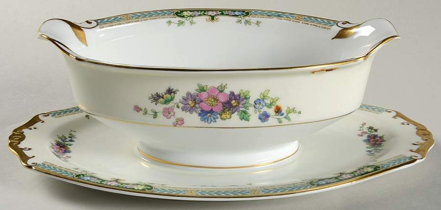 Marquita Gravy Boat with Attached Underplate by Pirkenhammer-1
