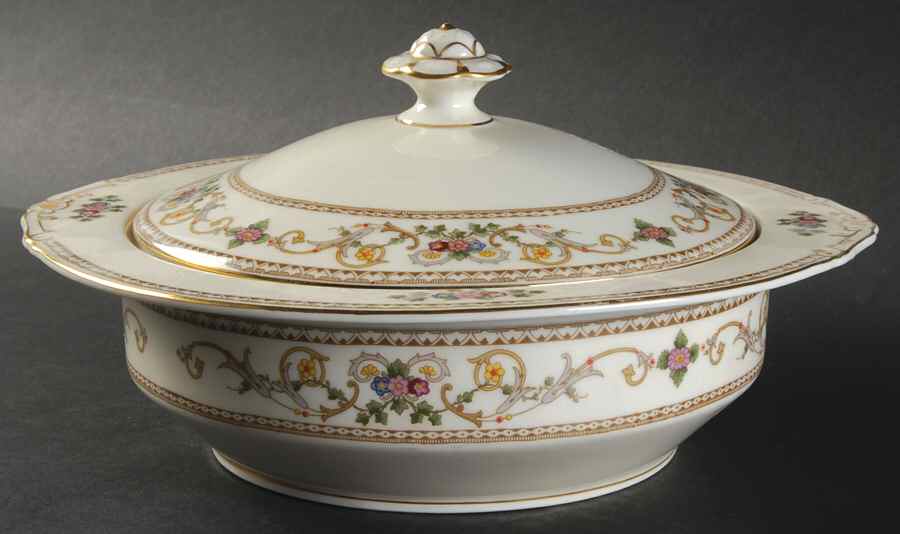 Persian Round Covered Vegetable by Pirkenhammer-1
