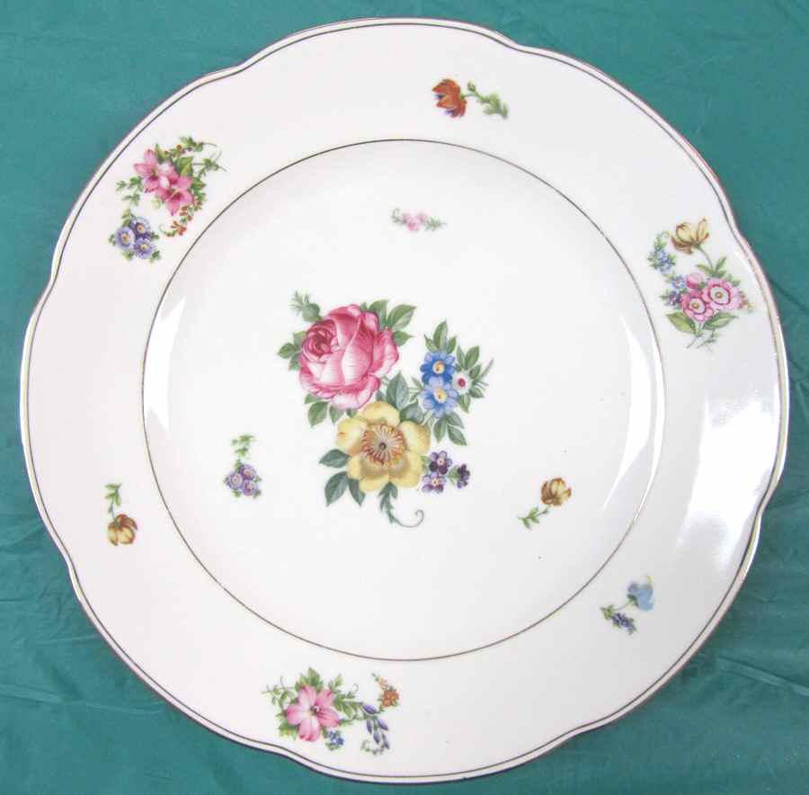 PIR4 Dinner Plate by Pirkenhammer-1