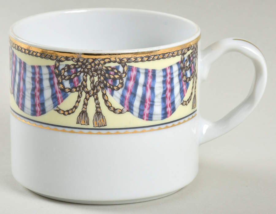 Promenade Flat Cup by Philip Kingsley-1