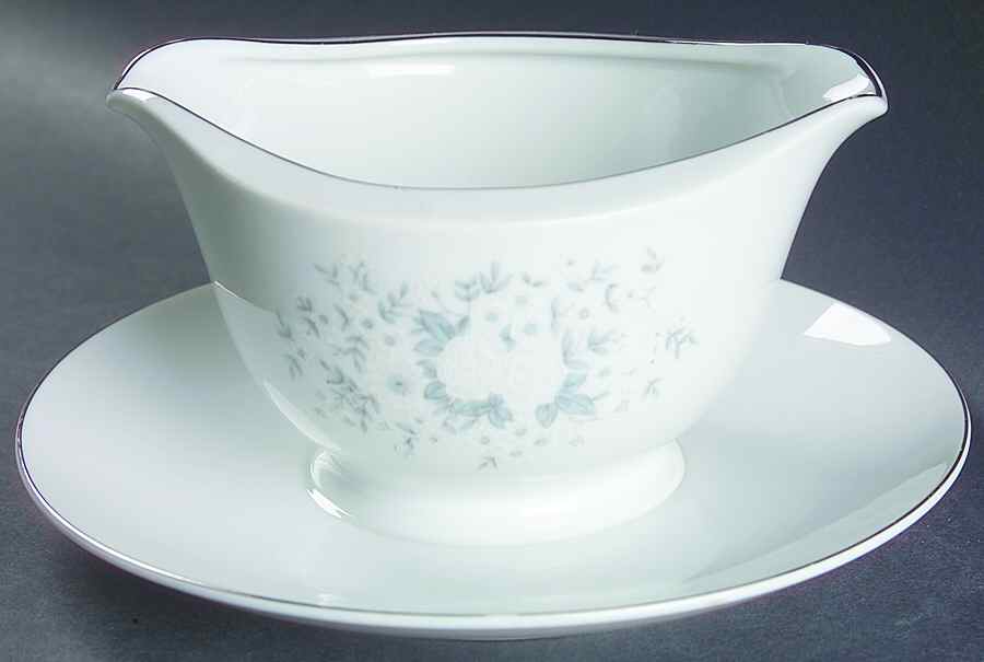 Twosome Gravy Boat with Attached Underplate by Parkleigh-1