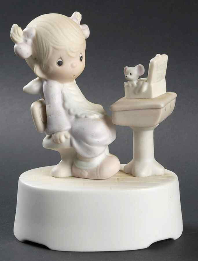 Love Is Sharing-Musical Dove-Love Is Sharing - Dove Trademark With Box by Precious Moments-1