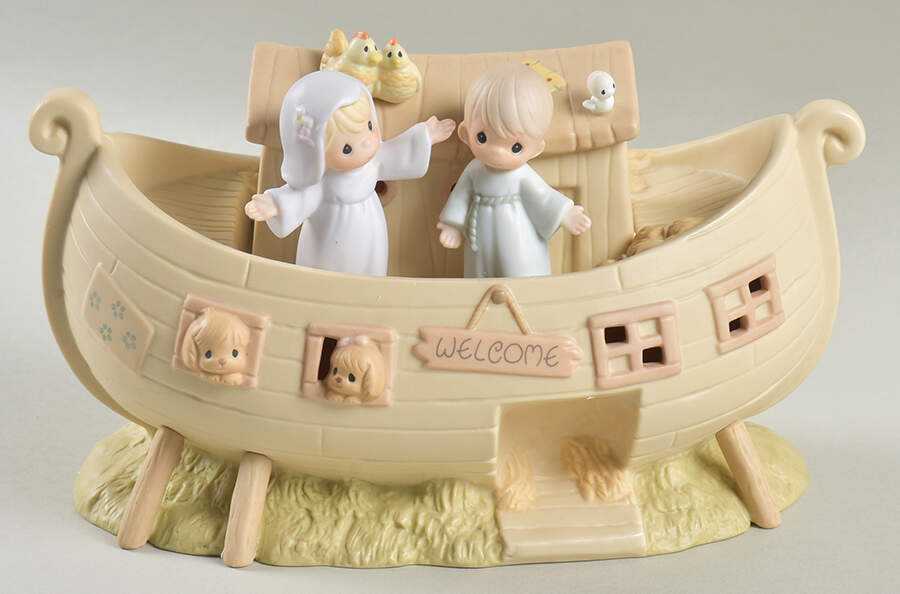 Noah's Ark Cracked Egg-Noah's Ark Set - Egg Trademark, No Box by Precious Moments-1